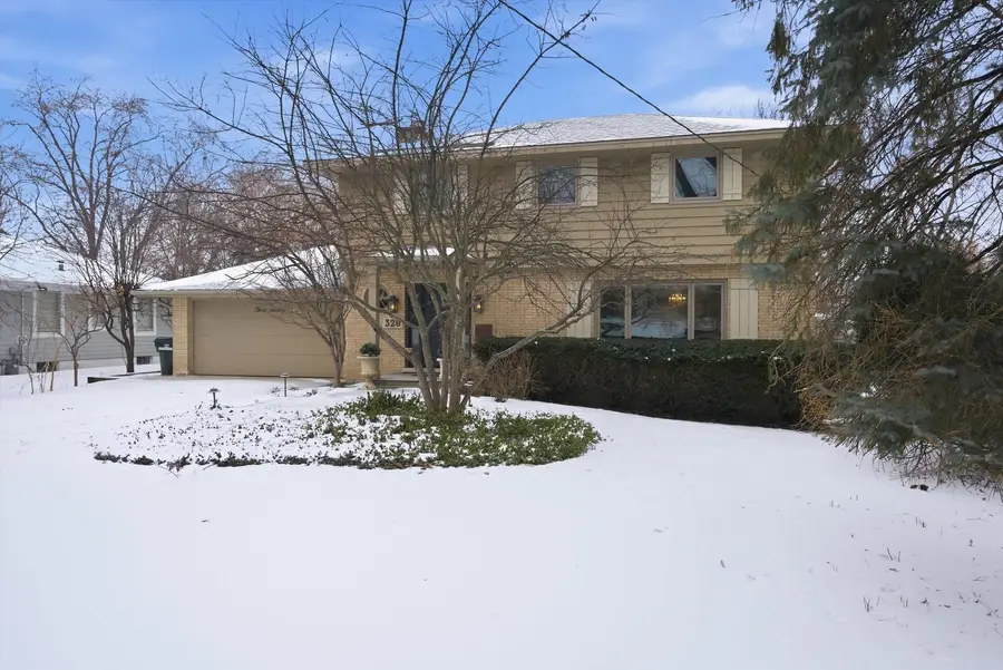 320 W Russell Street, Barrington, IL 60010 - #3