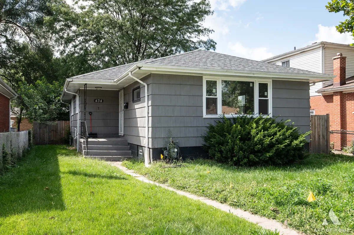 434 Mackinaw Avenue, Calumet City, IL 60409 - Image #1