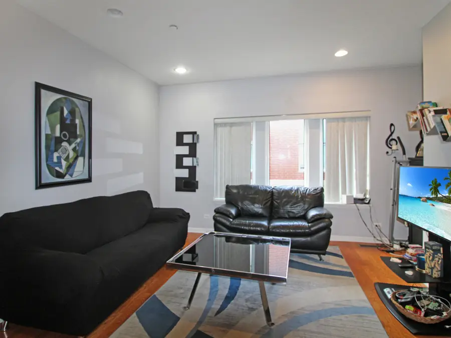 2409 W 32nd Place, Chicago, IL 60608 - Image #2