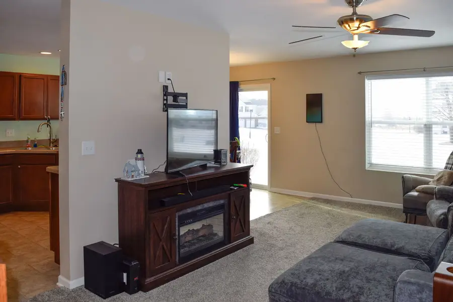 748 Florence Street, Hampshire, IL 60140 - Image #3