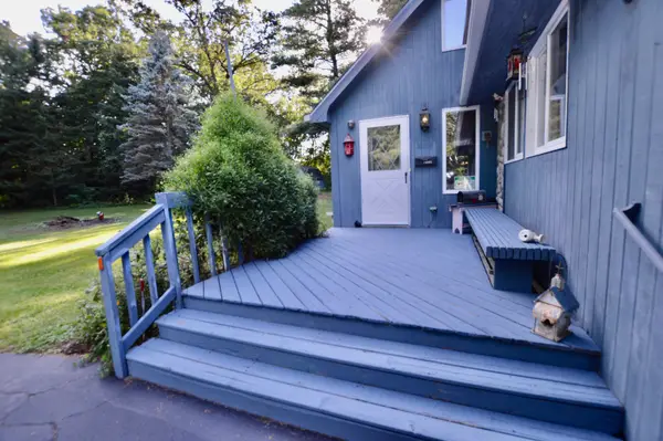 10905 Breezy Lawn Road, Spring Grove, IL 60081