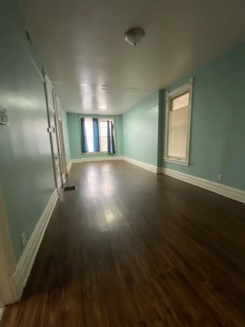 6618 S Marquette Road, Chicago, IL 60637 - Image #2