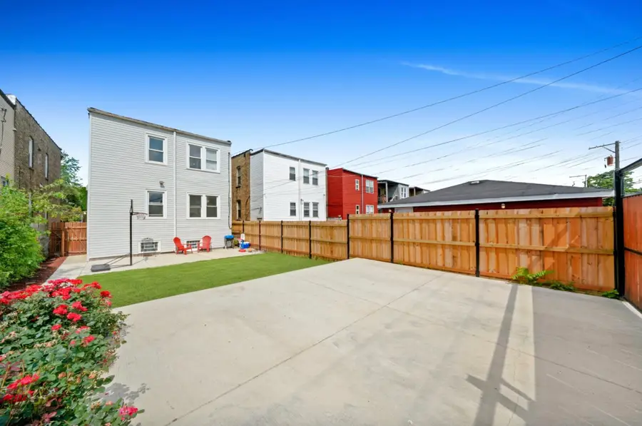 1625 N Mcvicker Avenue, Chicago, IL 60639 - Image #3