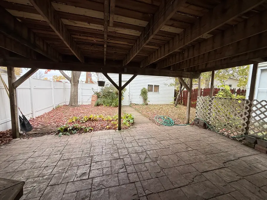 608 W Madison Street, Ottawa, IL 61350 - #3