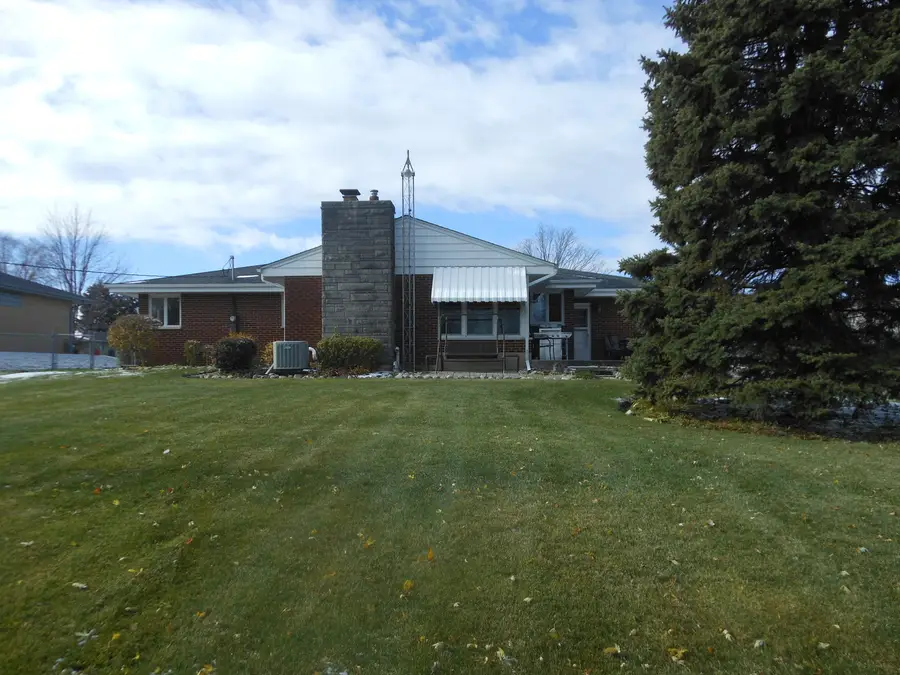 1616 Heiden Avenue, Crest Hill, IL 60403 - Image #3