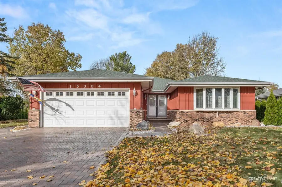 15304 S Indian Boundary Line Road, Plainfield, IL 60544 - Image #2