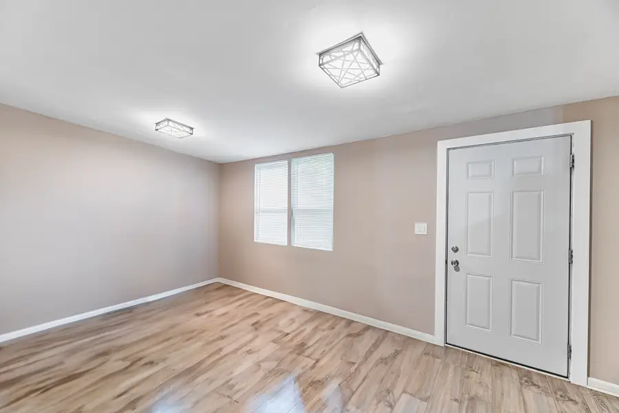 1s217 Valley Road, Lombard, IL 60148 - Image #2