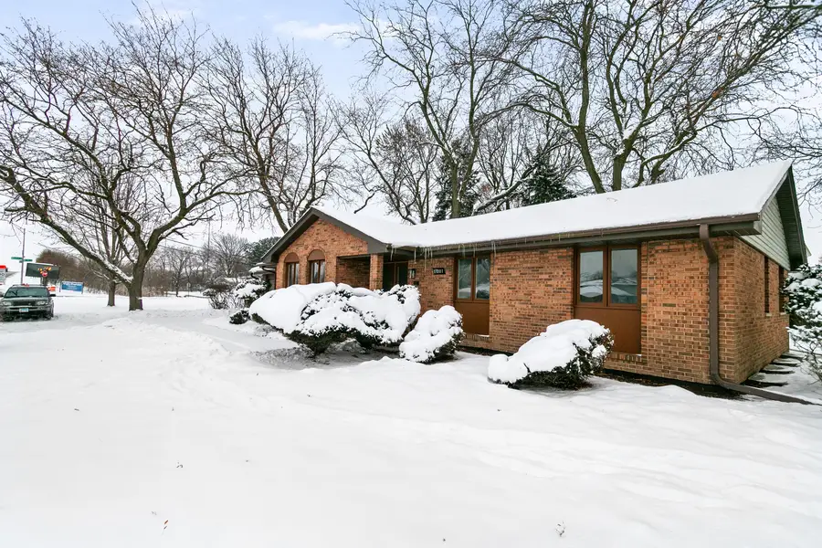 17001 Kimbark Avenue, South Holland, IL 60473 - Image #3