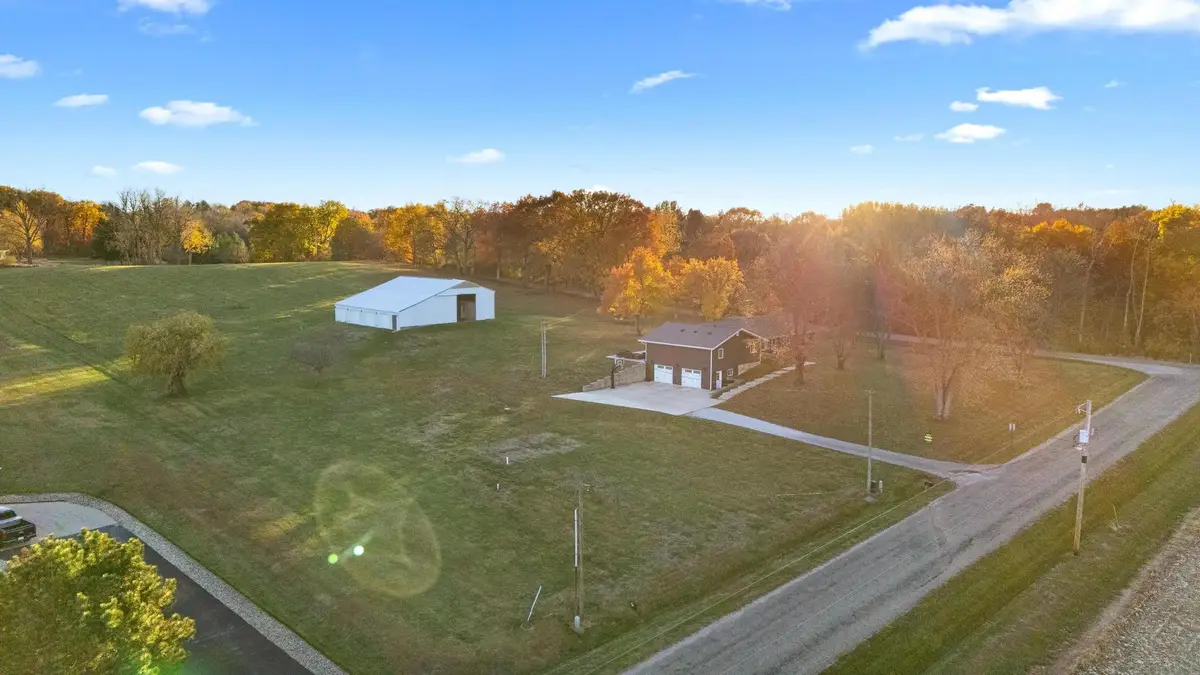 15945 Gresham Road, Mackinaw, IL 61755 - Image #1