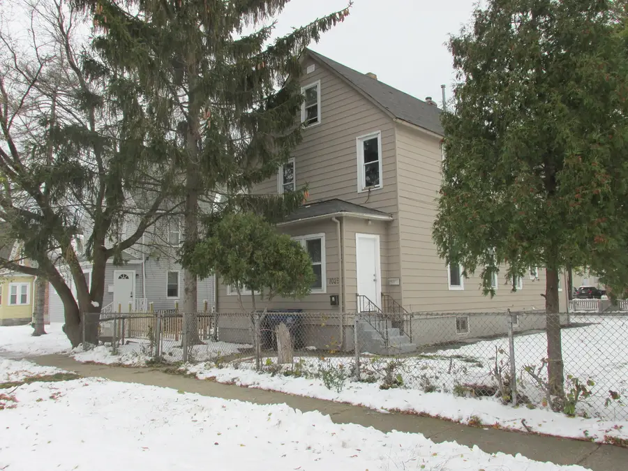 Address Withheld By Seller, North Chicago, IL 60064 - Image #2