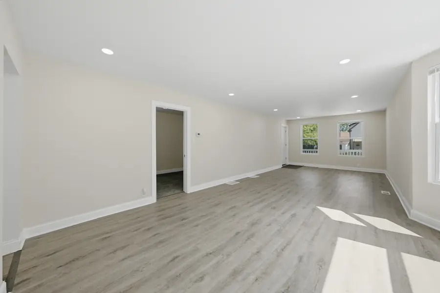 10730 S Wentworth Avenue, Chicago, IL 60628 - #3