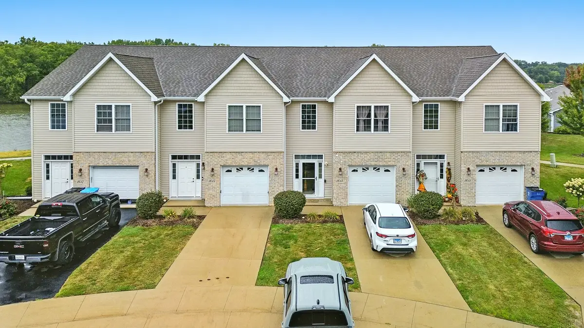 1613 Riverside Circle, Dixon, IL 61021 - Image #1