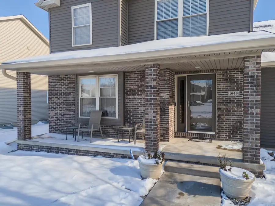 1646 Belclare Road, Normal, IL 61761 - Image #2