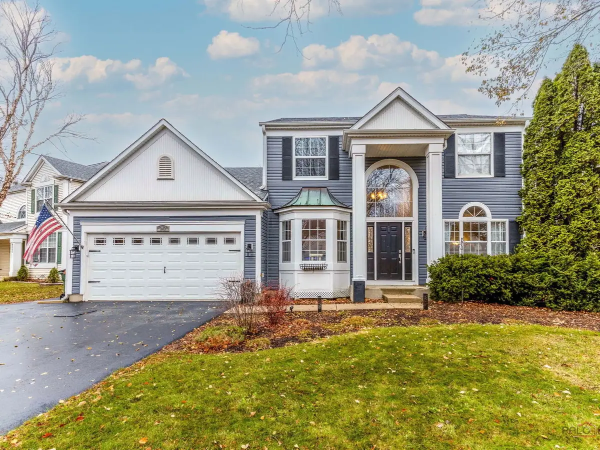 943 Chesapeake Boulevard, Grayslake, IL 60030 - Image #1