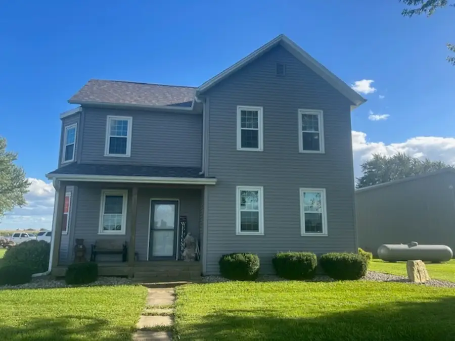 312 E Buckeye Road, Dakota, IL 61018 - Image #2