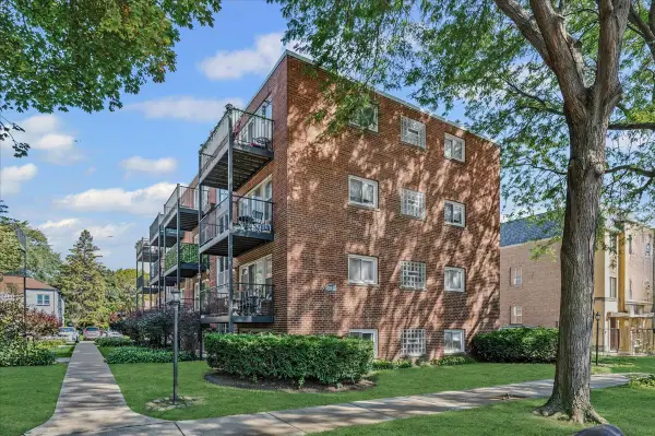 2620 W Catalpa Avenue #1A, Chicago, IL 60625