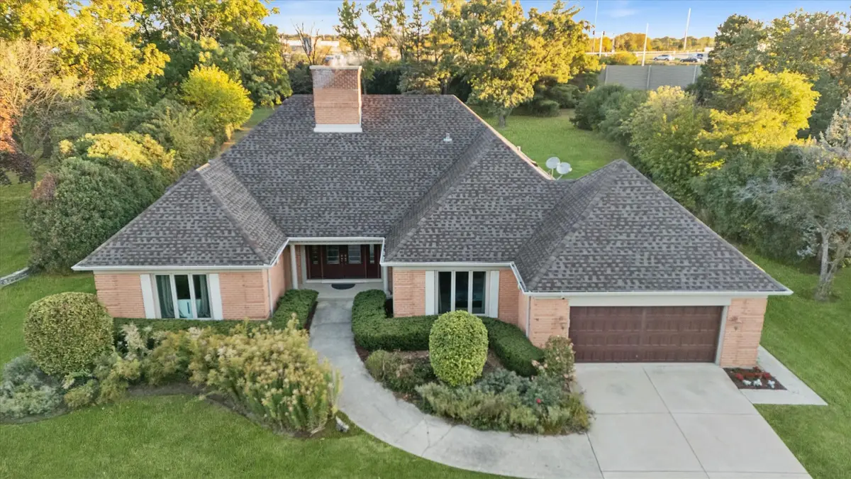 31 Croydon Lane, Oak Brook, IL 60523 - Image #1