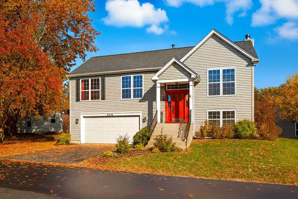 2019 Aspen Drive, Woodstock, IL 60098