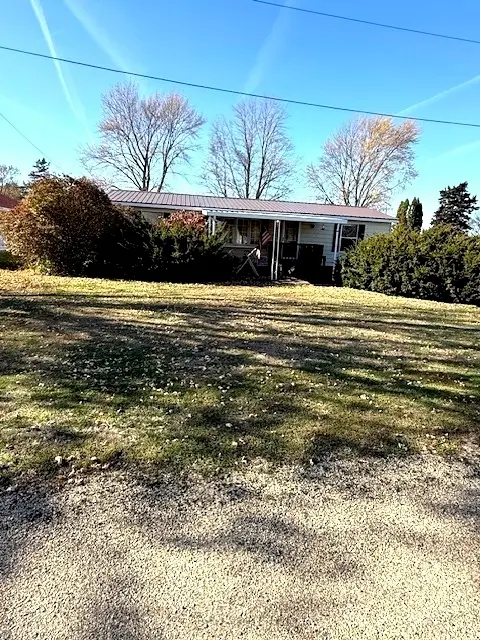 136 N Washington Street, Sheffield, IL 61361