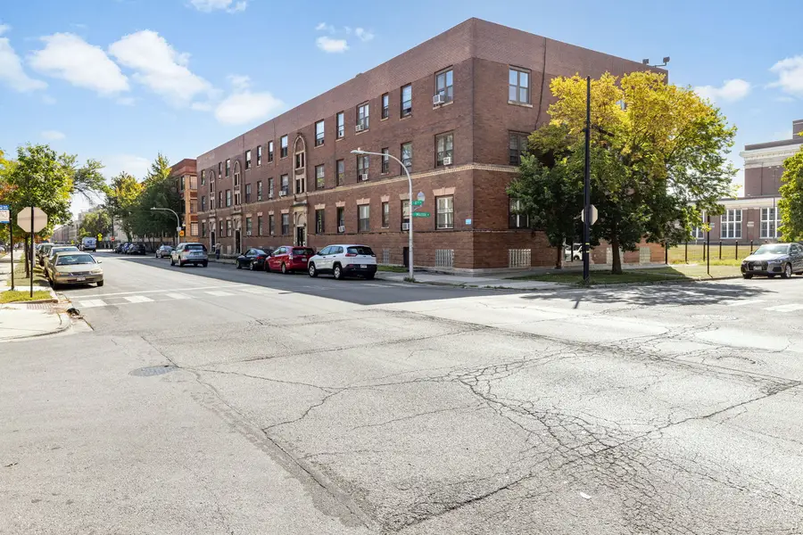 953 E 61st Street #1E, Chicago, IL 60637 - Image #3