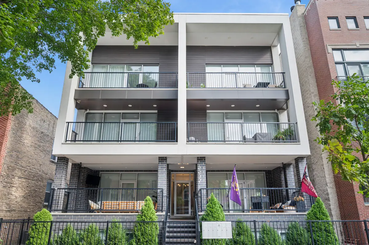 2237 N Hoyne Avenue #3N, Chicago, IL 60647 - Image #1