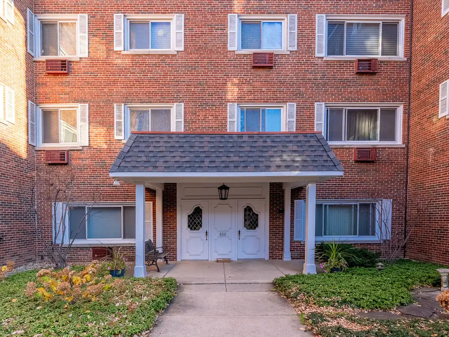 800 Washington Boulevard #201, Oak Park, IL 60302 - Image #2