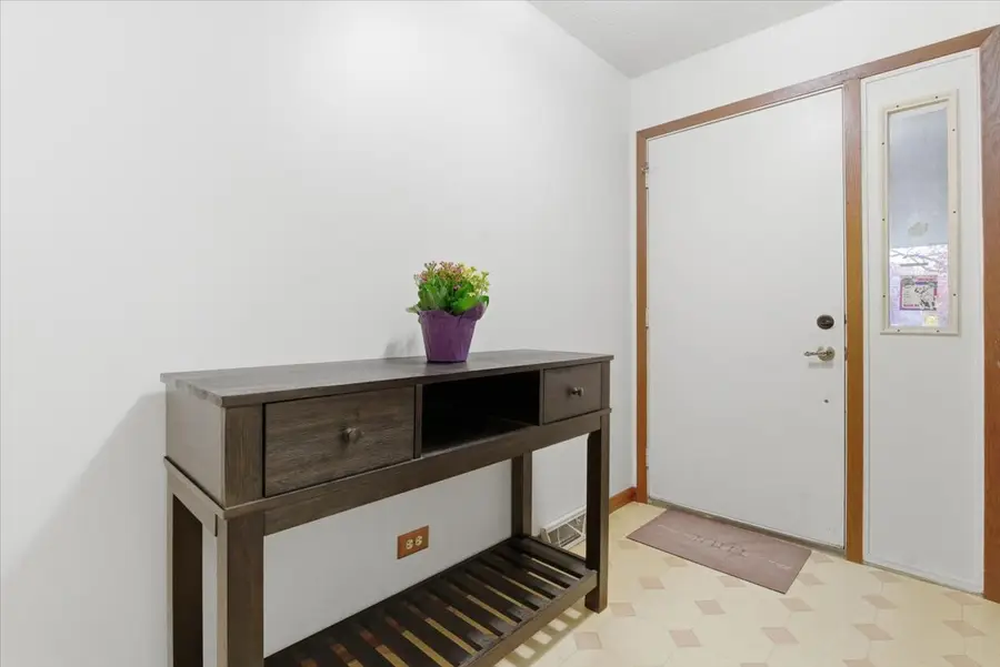 37471 N Il Route 59 Road, Lake Villa, IL 60046 - Image #3