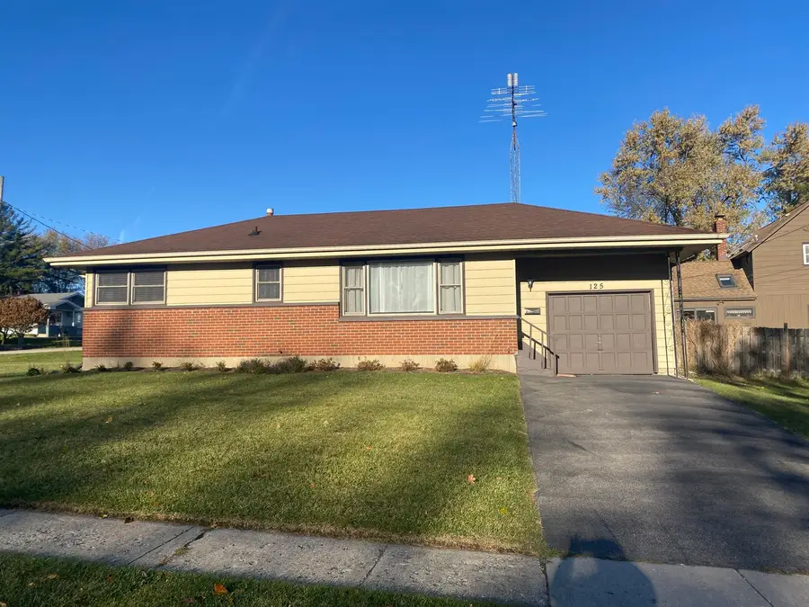 125 Arthur Drive, Woodstock, IL 60098 - Image #3