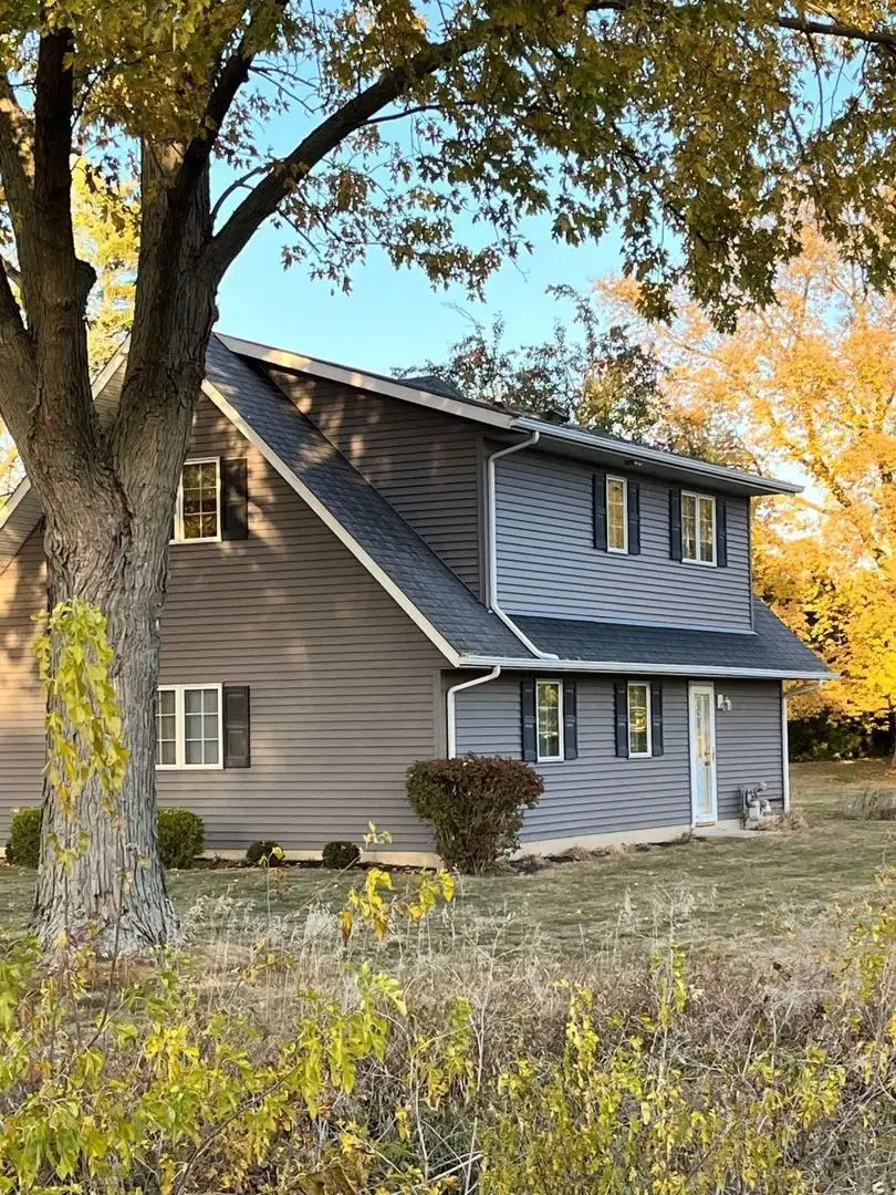 206 S Cherry Street, Crescent City, IL 60928 - Image #2