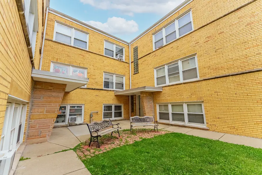 6944 W Diversey Avenue #3S, Chicago, IL 60707 - Image #2