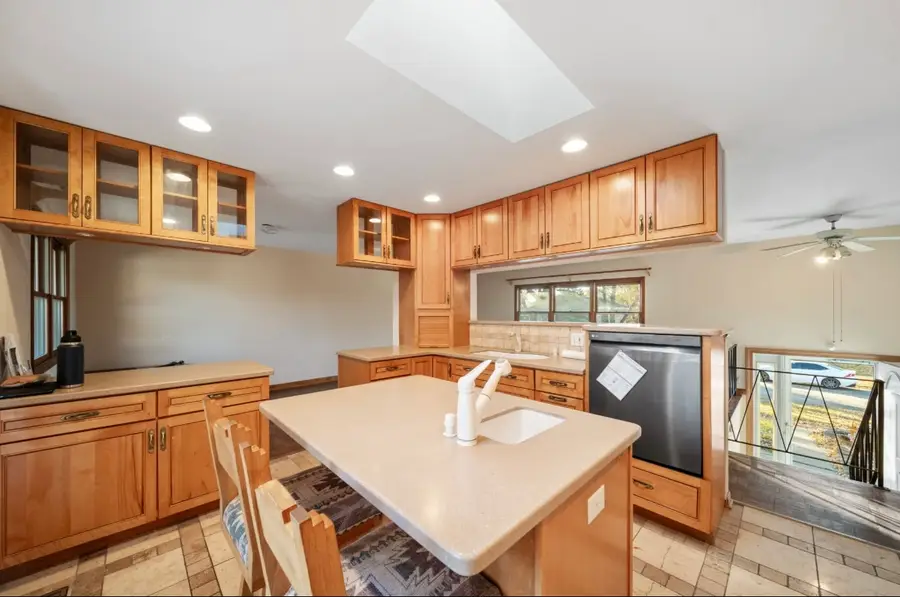 6623 Patton Drive, Woodridge, IL 60517 - Image #3