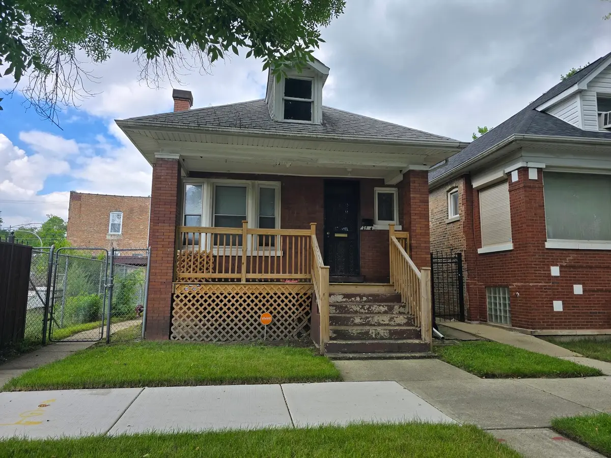7554 S Saint Lawrence Avenue, Chicago, IL 60619 - #1