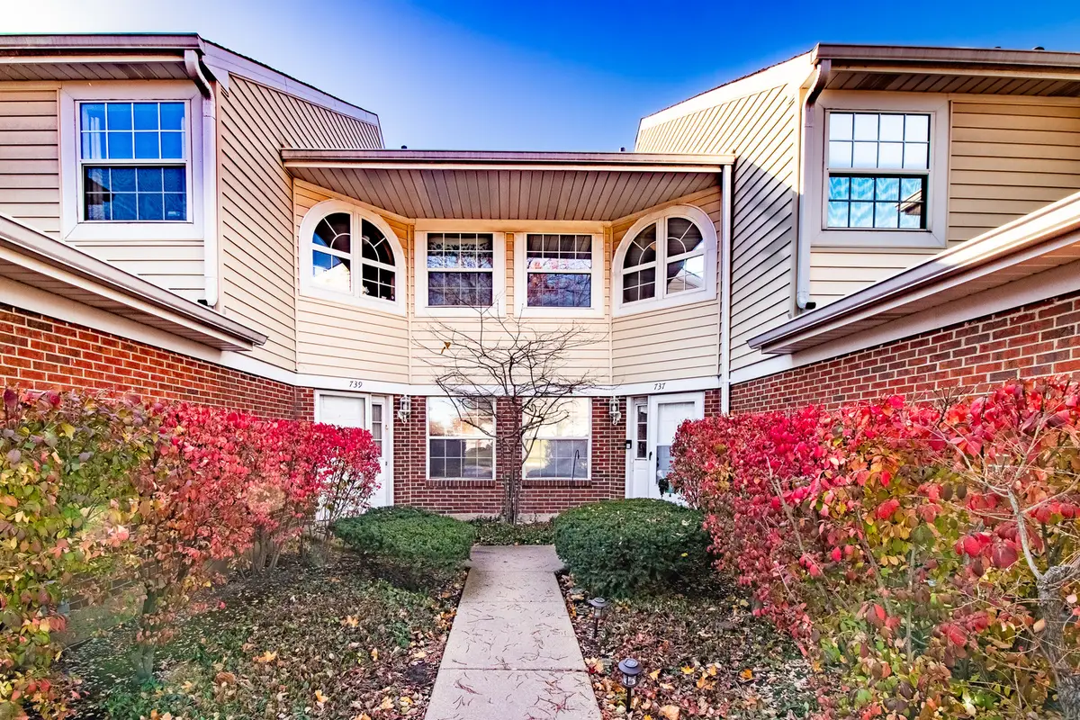 737 W Happfield Drive, Arlington Heights, IL 60004 - Image #1