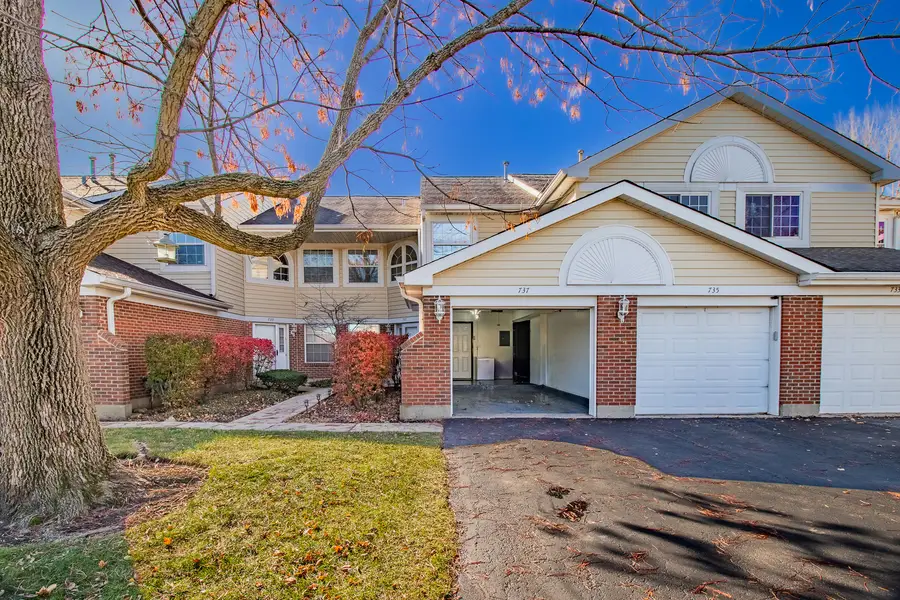 737 W Happfield Drive, Arlington Heights, IL 60004 - Image #2