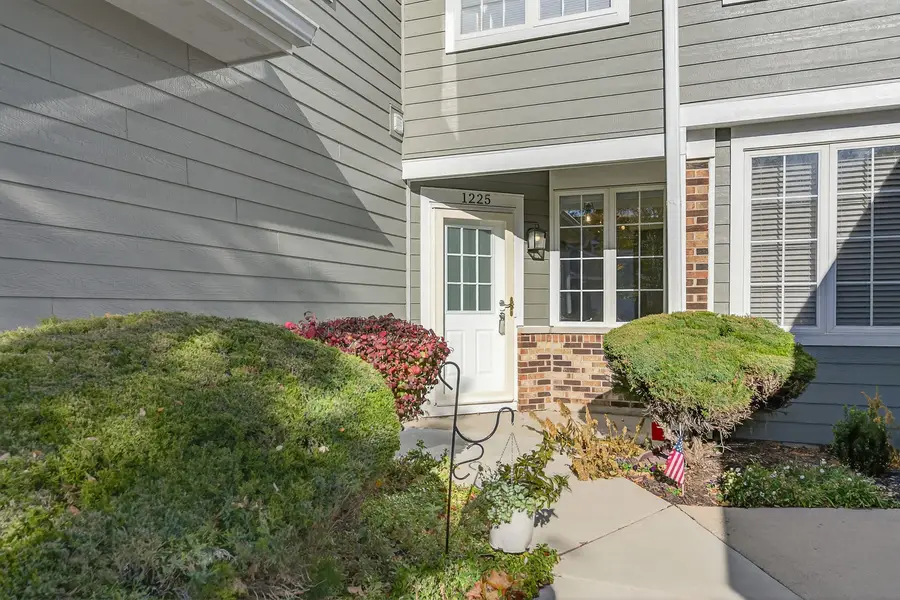 1225 S Parkside Drive, Palatine, IL 60067 - Image #2