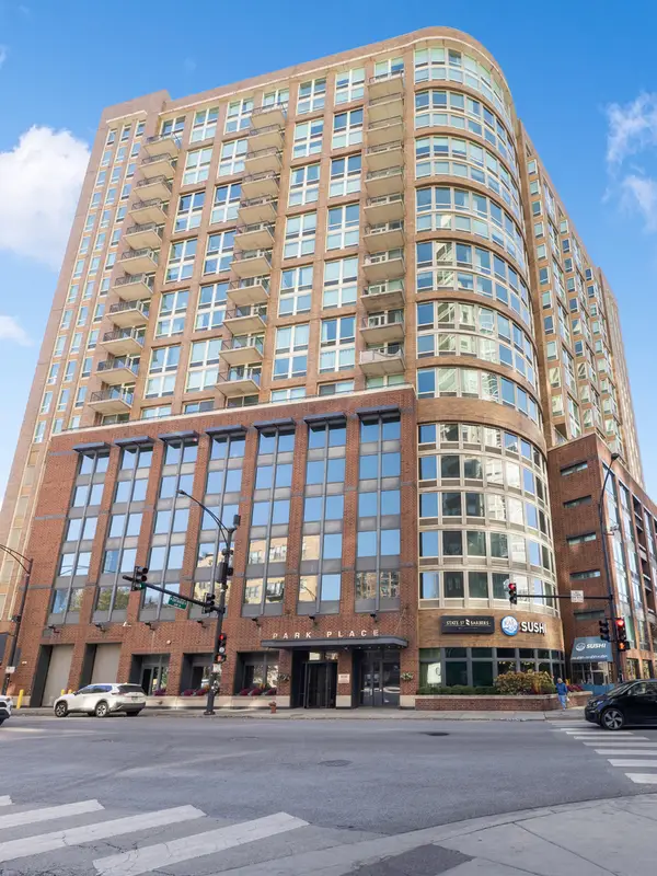 600 N Kingsbury Street #906, Chicago, IL 60654