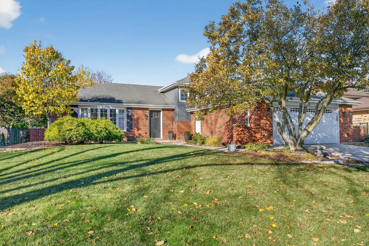 7800 Brunswick Road, Darien, IL 60561 - Image #1