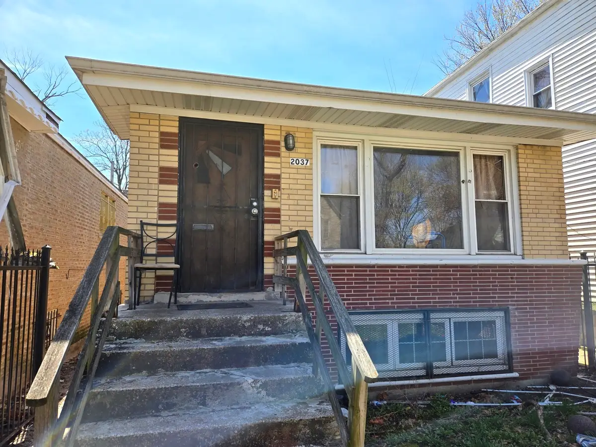 2037 W 69th Place, Chicago, IL 60636 - #1