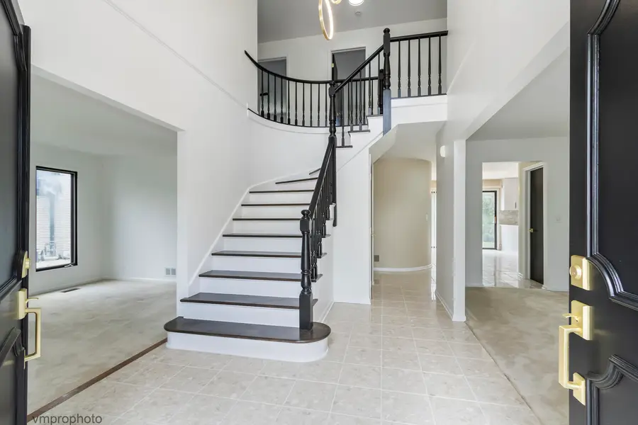 3311 Lakewood Court, Glenview, IL 60026 - #2