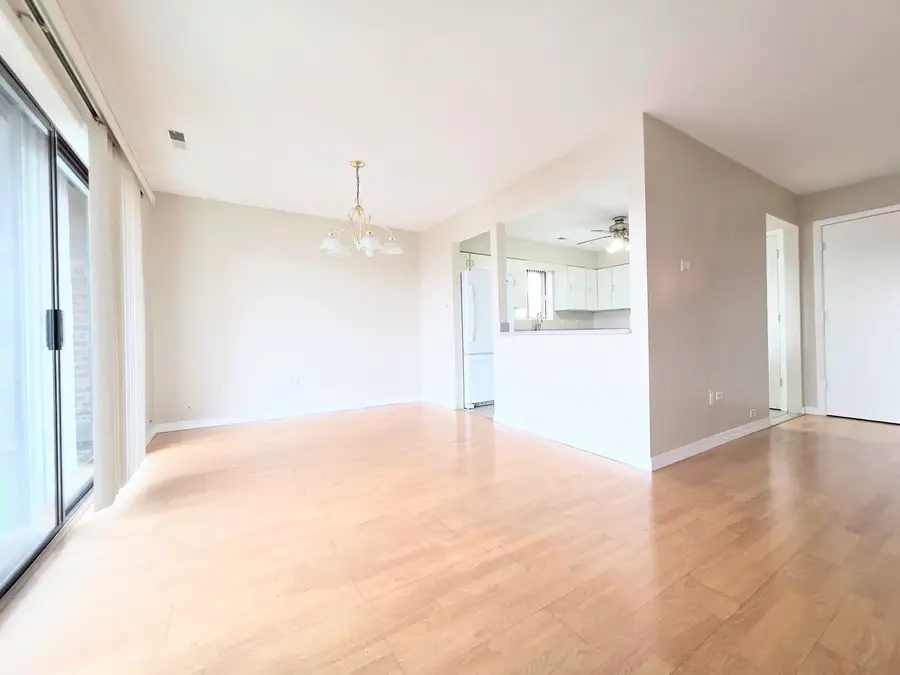 4818 W 122nd Street #3W, Alsip, IL 60803 - Image #3