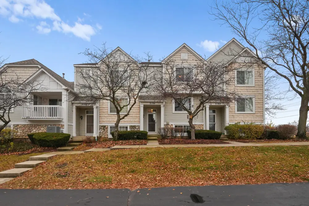 3190 Ketch Court #3190, Aurora, IL 60503 - Image #1