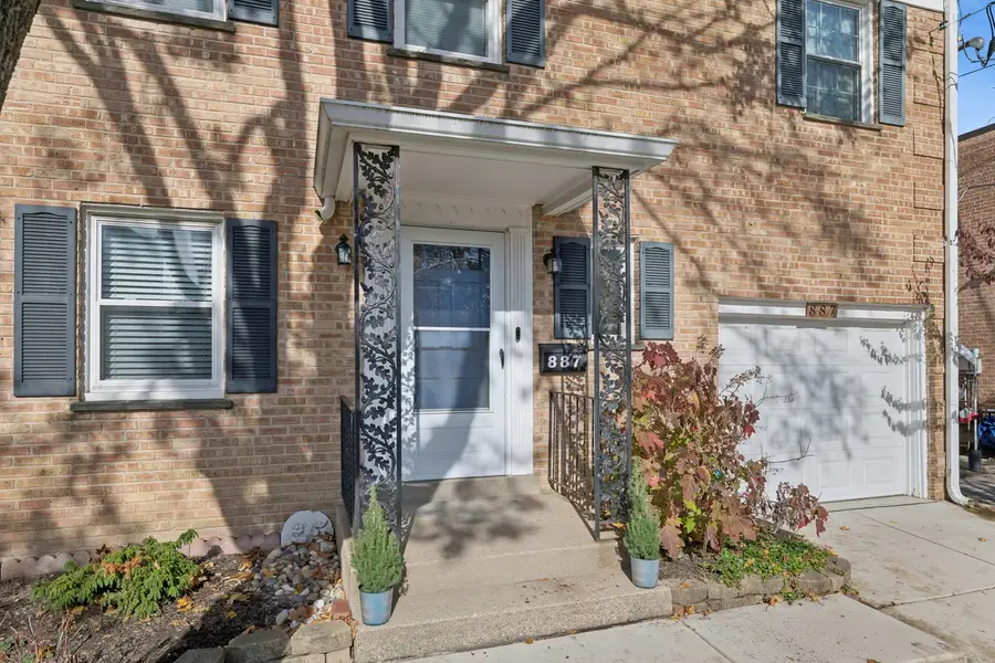 887 Deerfield Road, Highland Park, IL 60035 - #2