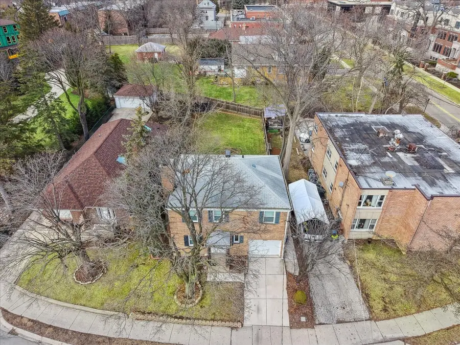 887 Deerfield Road, Highland Park, IL 60035 - #3