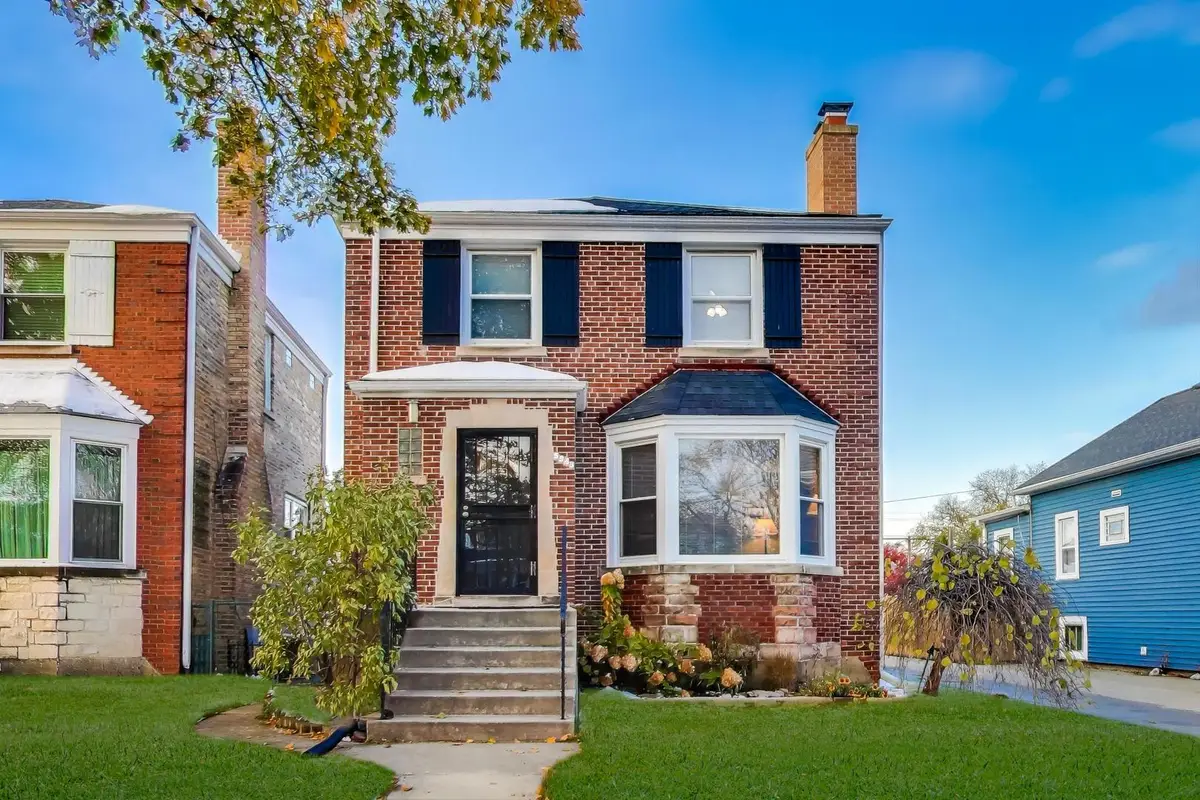 5948 W Wilson Avenue, Chicago, IL 60630 - #1