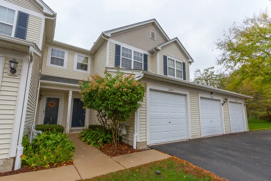 1244 Brookdale Drive #1244, Carpentersville, IL 60110 - Image #2
