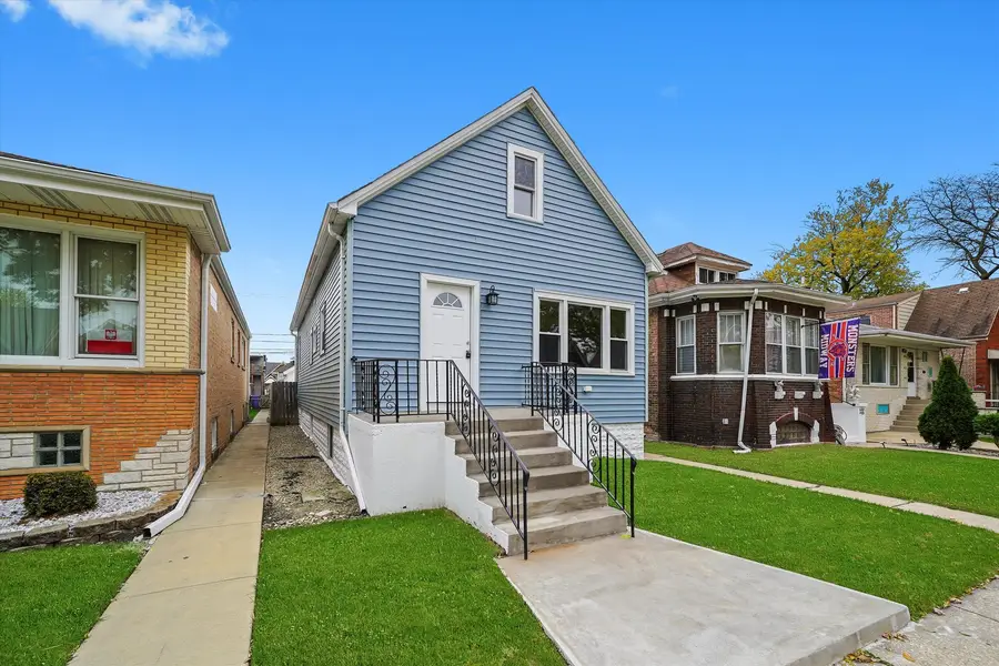 6327 S Kenneth Avenue, Chicago, IL 60629 - Image #2