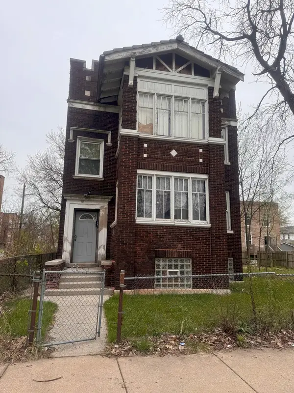 7431 S Kimbark Avenue, Chicago, IL 60619