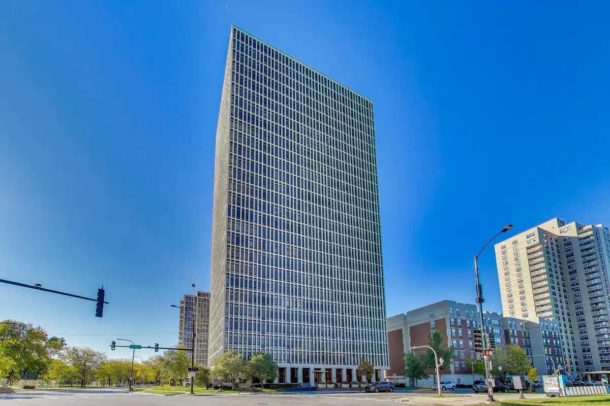 6700 S South Shore Drive #11A, Chicago, IL 60649 - Image #1