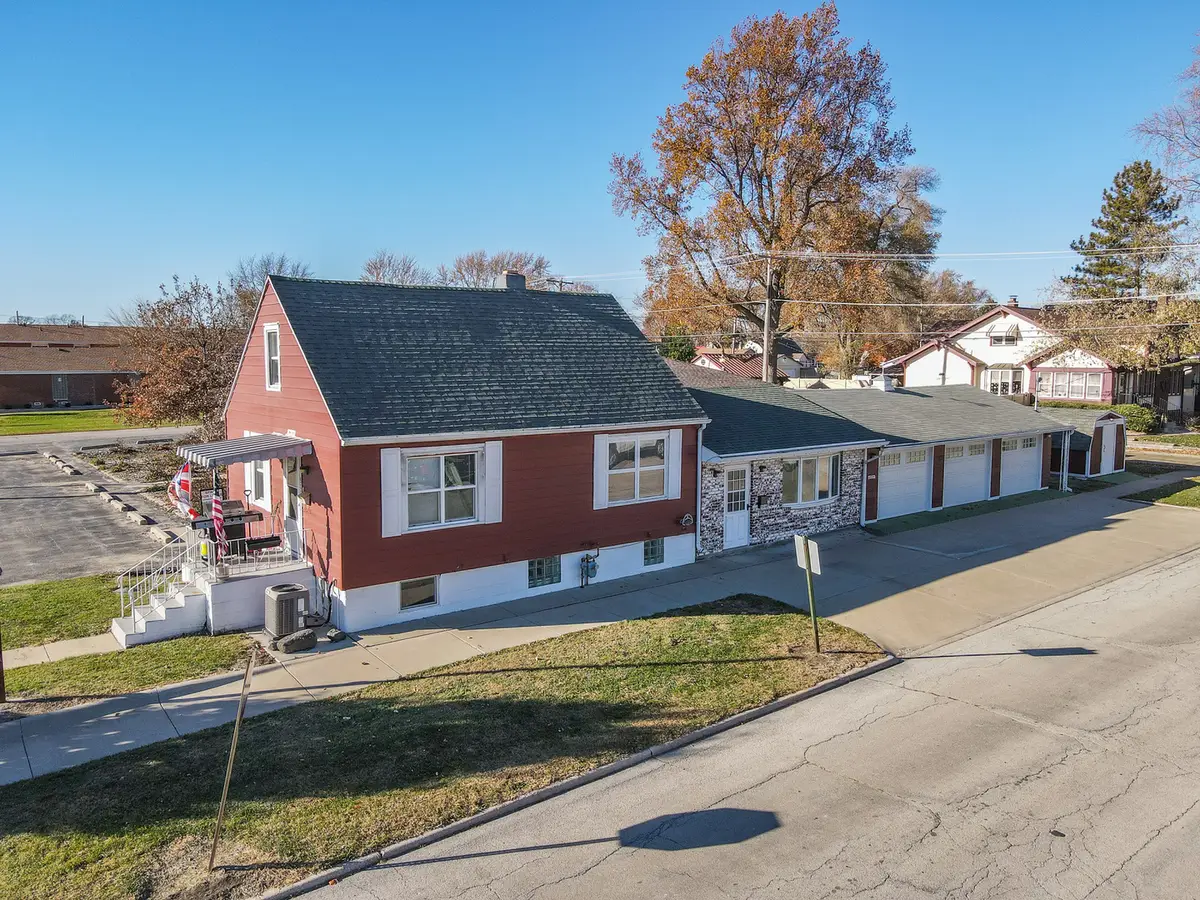 905 W Broadway Street, Bradley, IL 60915 - Image #1