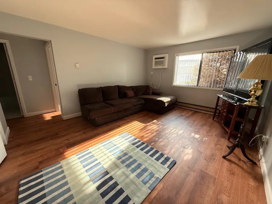 202 S Waters Edge Drive #102, Glendale Heights, IL 60139 - Image #3